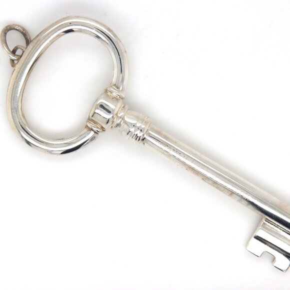 Tiffany & Co key pendant in 925 sterling silver - Picture 4 of 5